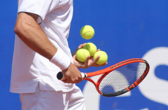 Повърхността на тенис топката - колко важна е за играта